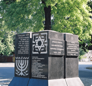 Прохоровський сквер